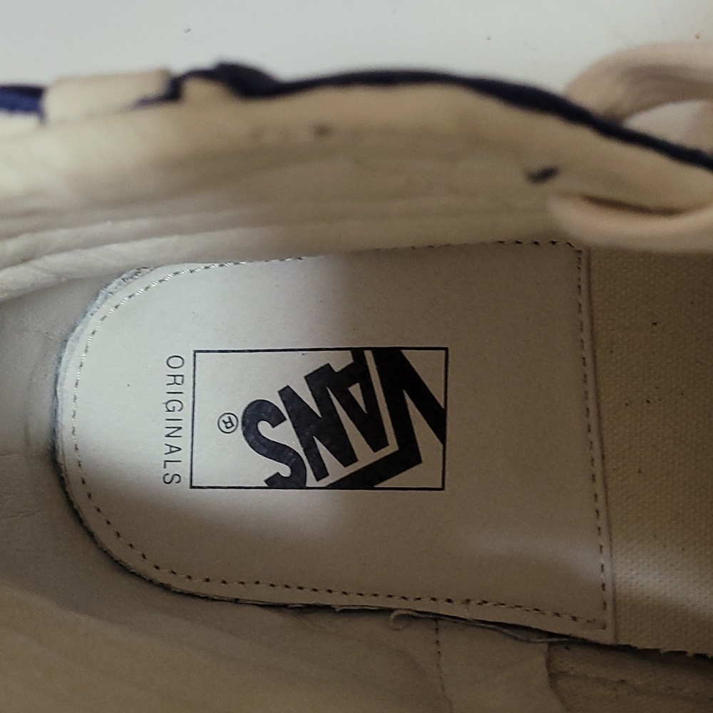 Vans blue 💙& white leather checkered shoes. NEW! - Picture 6 of 7